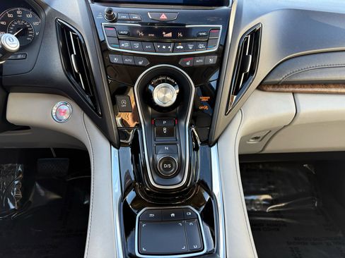 Used 2020 Acura RDX AWD w/ Advance Package image 31