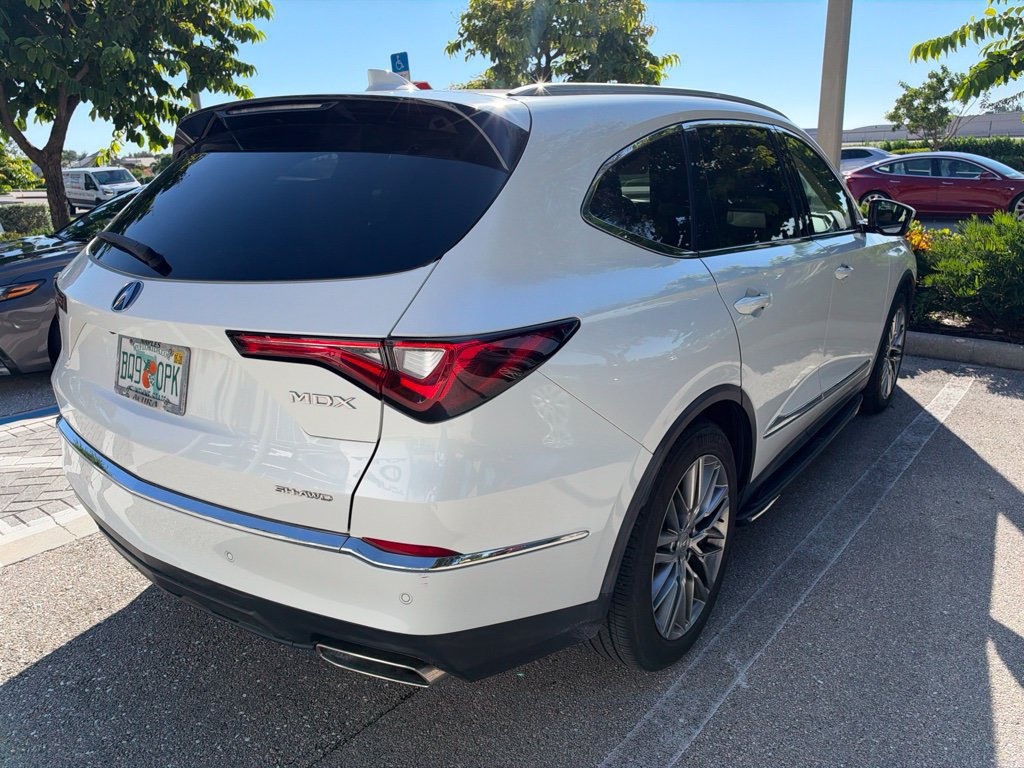 Used 2022 Acura MDX w/ Advance Package AWD/4WD image 2