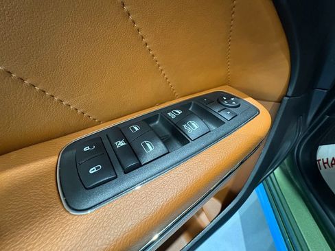 Used 2022 Dodge Charger SRT Hellcat RWD image 33