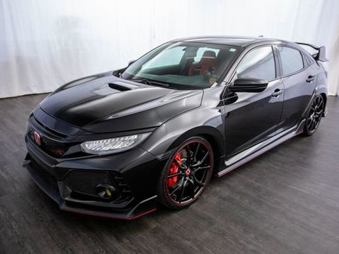 Used 2019 Honda Civic Type R image 3