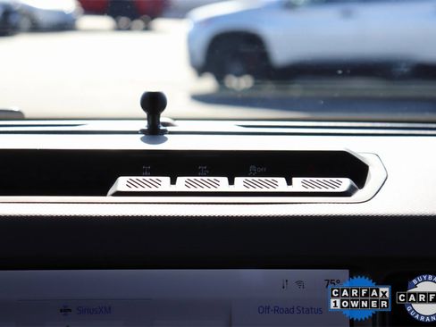 Used 2024 Ford Bronco Black Diamond image 25