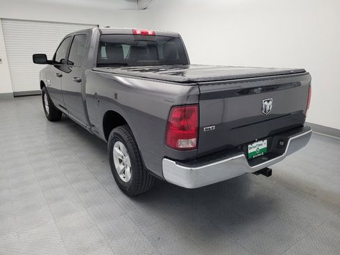 Used 2019 RAM 1500 Classic SLT RWD image 5