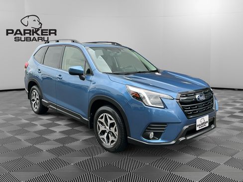 Used 2023 Subaru Forester Premium AWD/4WD image 7