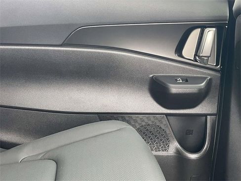 New 2026 Kia Carnival SX Prestige image 21