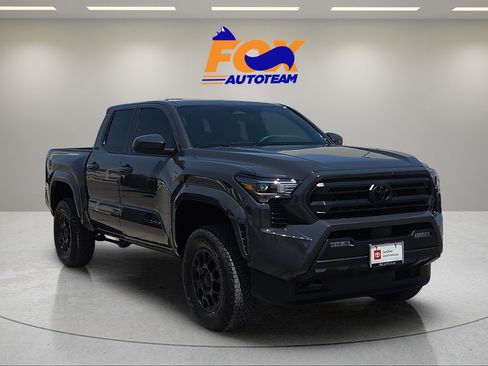 Certified 2026 Toyota Tacoma SR5 AWD/4WD image 6