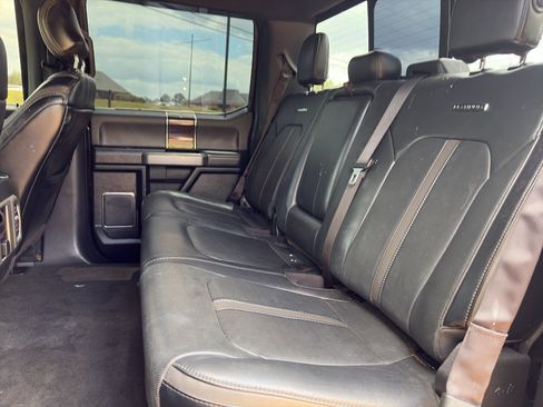 Used 2017 Ford F250 Platinum w/ Platinum Ultimate Package AWD/4WD image 14