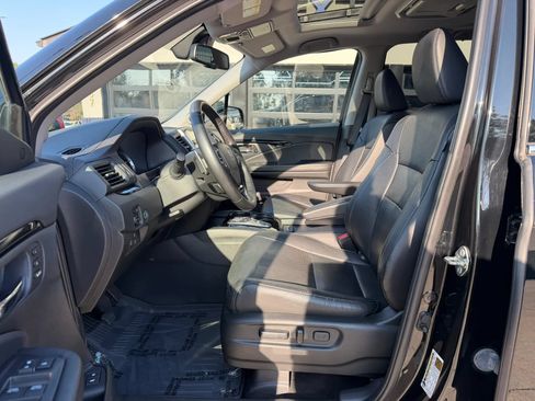 Used 2017 Honda Pilot Elite image 15