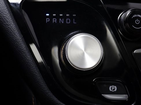 Used 2021 Chrysler Pacifica Pinnacle image 13