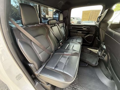 Used 2023 RAM 1500 Laramie AWD/4WD image 10