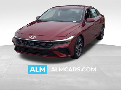 Certified 2025 Hyundai Elantra Limited w/ Cargo Package