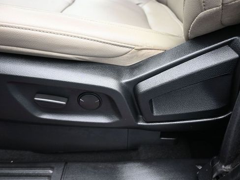 Used 2019 Ford Ranger Lariat w/ Equipment Group 501A Mid image 12