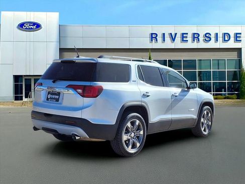 Used 2019 GMC Acadia SLT image 6