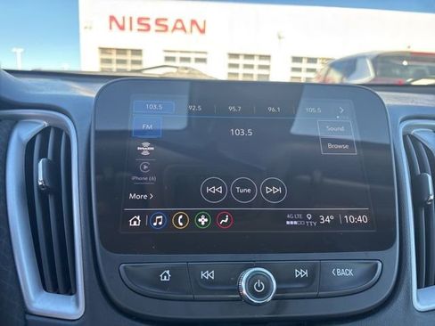 Used 2023 Chevrolet Malibu LT image 15