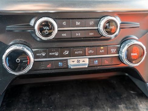 Used 2023 Ford F150 Lariat w/ Equipment Group 502A High image 32