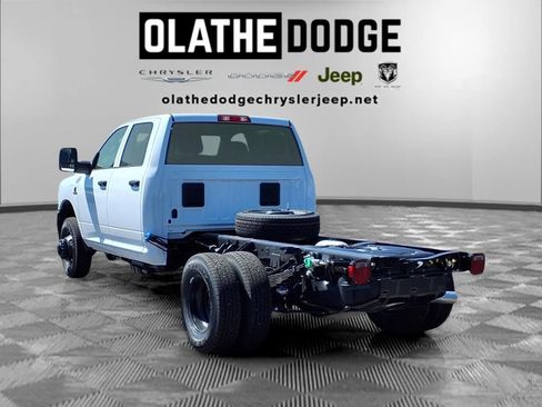 New 2026 RAM 3500 Tradesman image 3