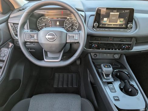 New 2026 Nissan Rogue SV FWD image 9