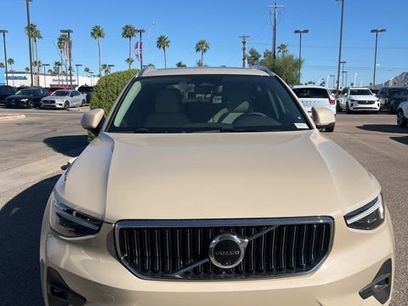 New 2025 Volvo XC40 B5 Ultra w/ Protection Package Premier