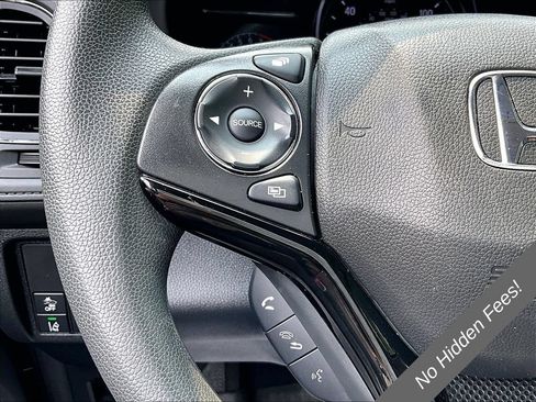 Used 2022 Honda HR-V EX image 14