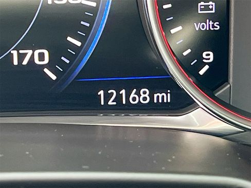 Used 2024 Chevrolet Blazer RS w/ Enhanced Convenience Package image 12