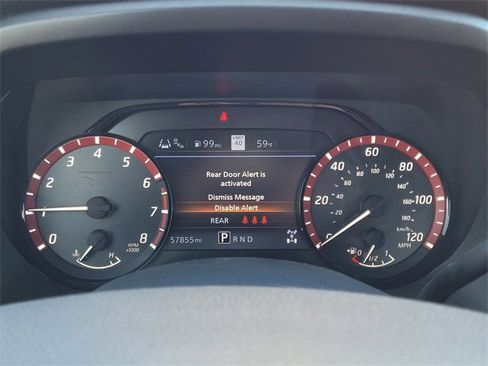 Used 2024 Nissan Titan PRO-4X w/ Pro-4x Convenience Package image 19