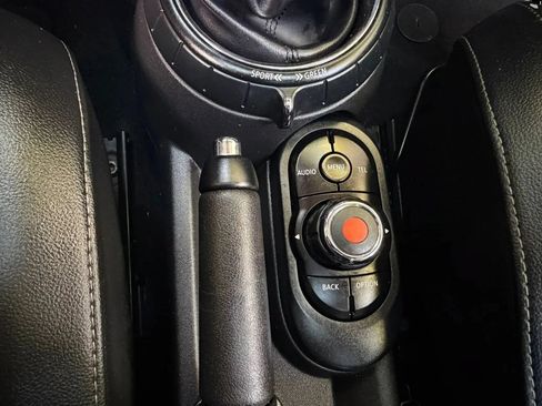 Used 2015 MINI Cooper 2-Door Hardtop FWD image 24