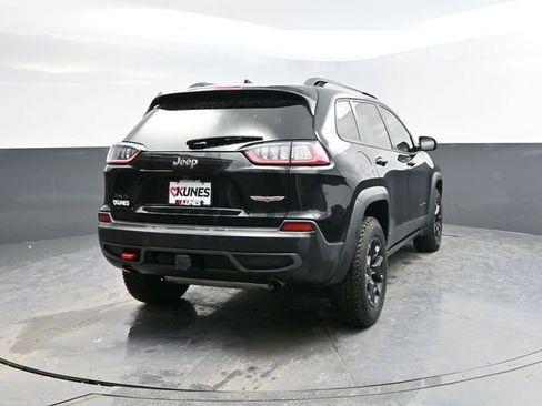 Used 2021 Jeep Cherokee Trailhawk w/ Premium Leather Package image 9