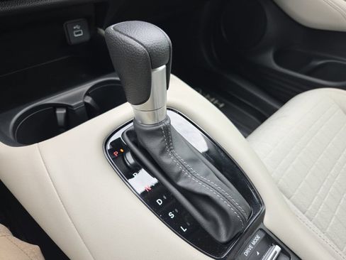 Used 2025 Honda HR-V LX image 38
