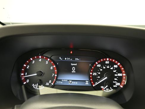 New 2026 Nissan Frontier PRO-4X w/ Pro-4x Convenience Package AWD/4WD image 13