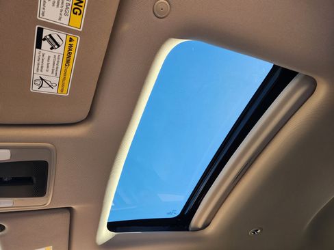 New 2026 Honda HR-V EX-L image 23