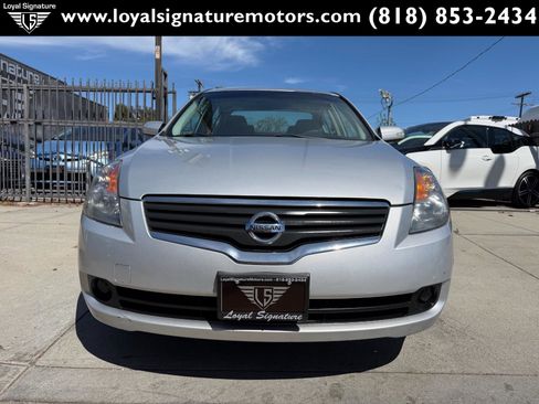 Used 2008 Nissan Altima Hybrid Sedan w/ Technology Pkg image 2
