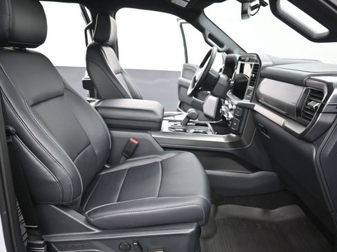 Used 2025 Ford F150 Lariat w/ Equipment Group 501A Mid image 27