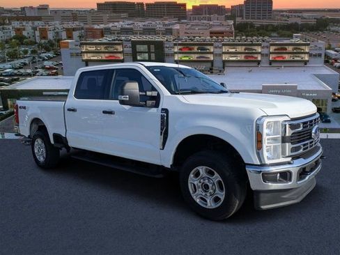 Used 2025 Ford F250 XLT AWD/4WD image 1