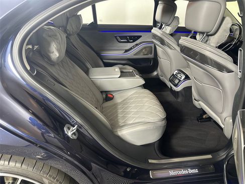 Certified 2023 Mercedes-Benz S 580 4MATIC Sedan image 17