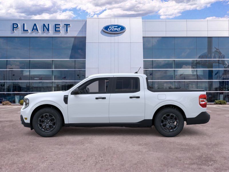 New 2026 Ford Maverick XLT w/ XLT Luxury Package FWD image 3