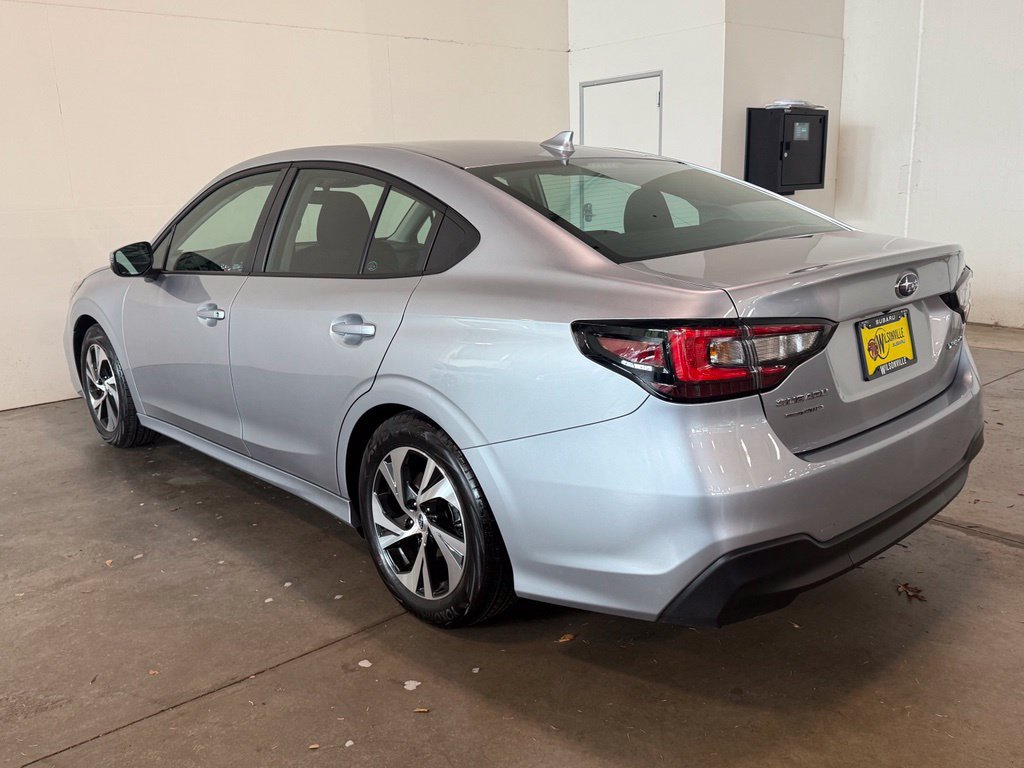 Used 2025 Subaru Legacy Premium AWD/4WD image 8