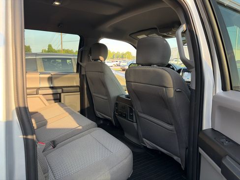 Used 2018 Ford F150 XLT w/ Equipment Group 302A Luxury RWD image 4