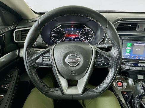Used 2023 Nissan Maxima SV w/ Floor Mat Group FWD image 11