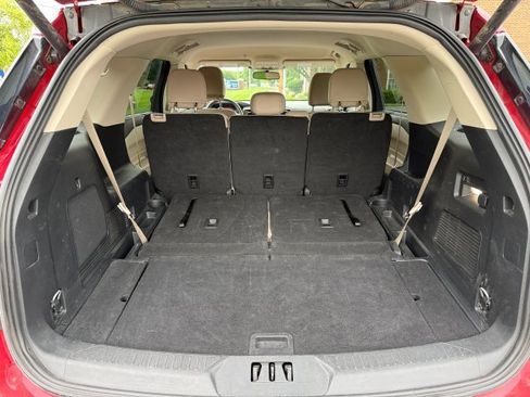 Used 2023 Ford Explorer Limited image 21