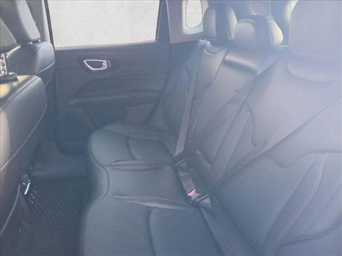 Used 2022 Jeep Compass Trailhawk w/ Trailhawk Elite Group image 12