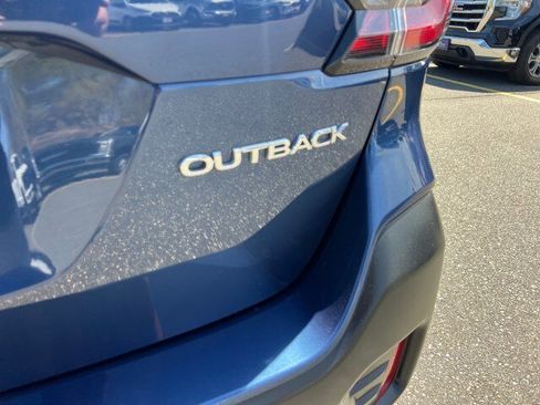 Used 2022 Subaru Outback Premium AWD/4WD image 35