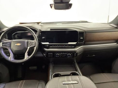 Certified 2024 Chevrolet Silverado 2500 High Country w/ High Country Premium Package AWD/4WD image 20