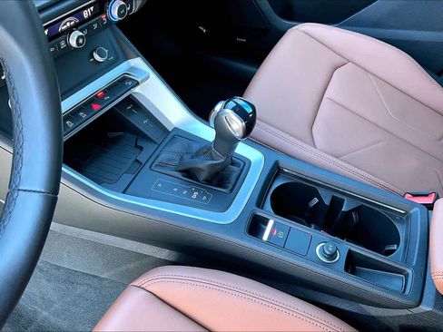 Used 2024 Audi Q3 2.0T Premium Plus image 17