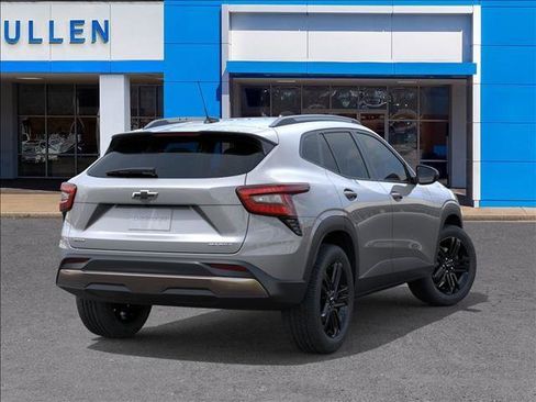 New 2025 Chevrolet Trax ACTIV w/ Driver Confidence Package image 4