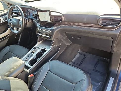 Used 2020 Ford Explorer Limited w/ Class III Trailer Tow Package image 35