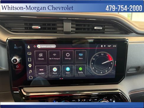 Used 2024 GMC Sierra 1500 AT4 w/ Technology Package AWD/4WD image 24