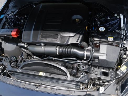 Used 2020 Jaguar XE S image 44