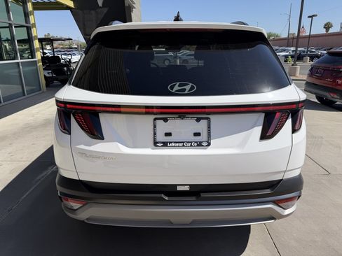 Used 2025 Hyundai Tucson SEL FWD image 13
