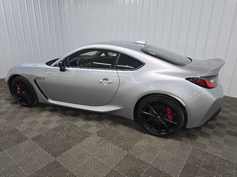 Used 2025 Toyota GR86 Premium w/ Performance Package RWD image 4