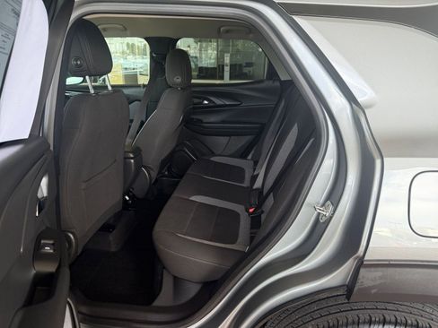 Used 2025 Chevrolet TrailBlazer LT image 29