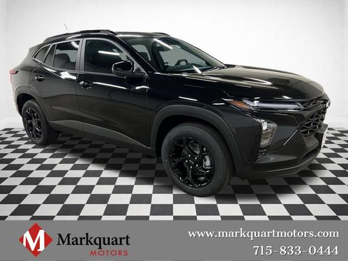 New 2026 Chevrolet Trax LT w/ Driver Confidence Package FWD image 1